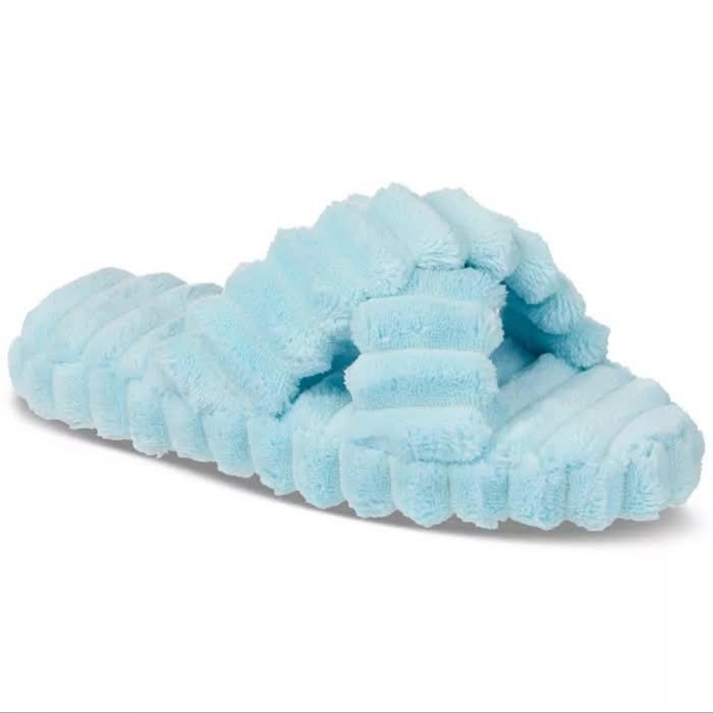 Isotoner Signature Margo Spa slippers, New